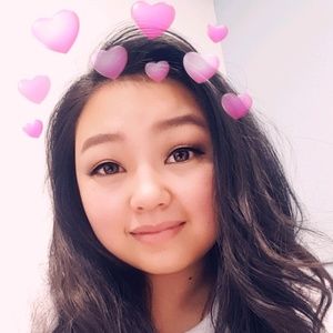 Meet your Posher, Blossom